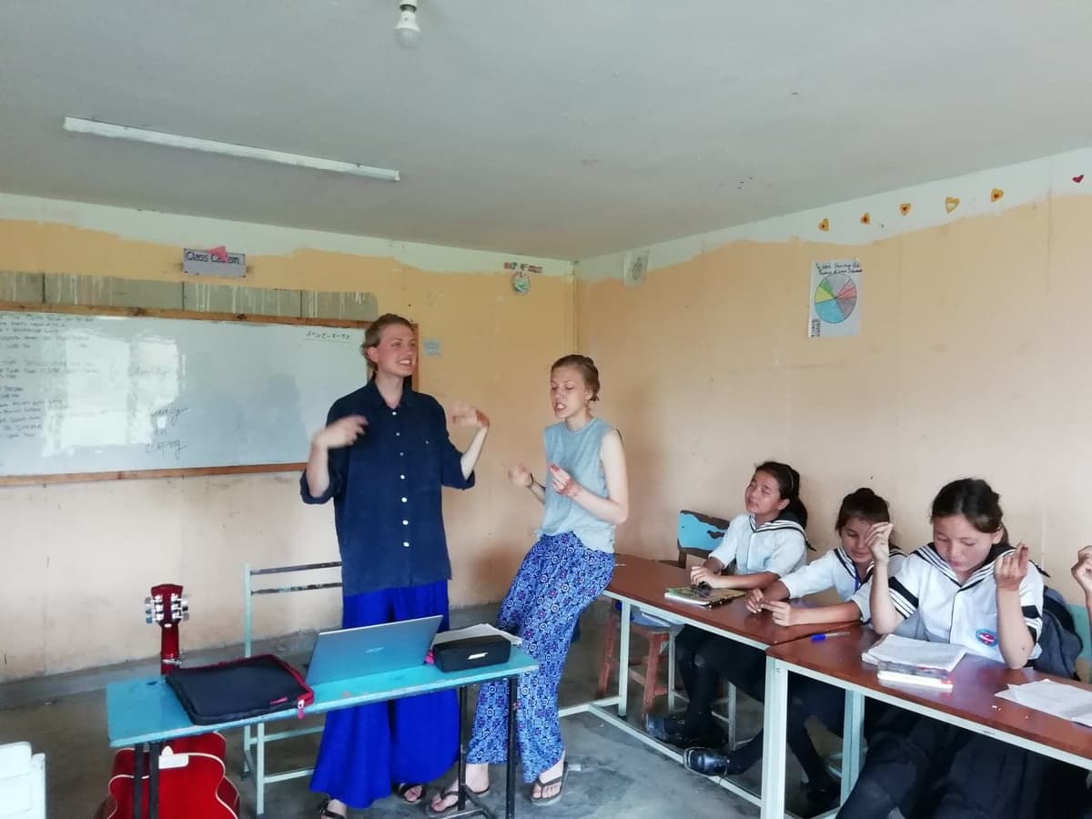 Two Volunteers who Didn't Want to Leave Bloom